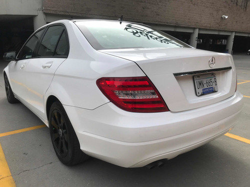 Imagen 6 de 15 de Mercedes-benz Clase C 1.8 180 Cgi Navi At 2013