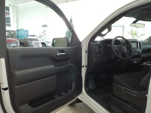 Imagen 7 de 9 de Chevrolet Silverado 2021 4.3 1500 Ls Cab Reg Mt