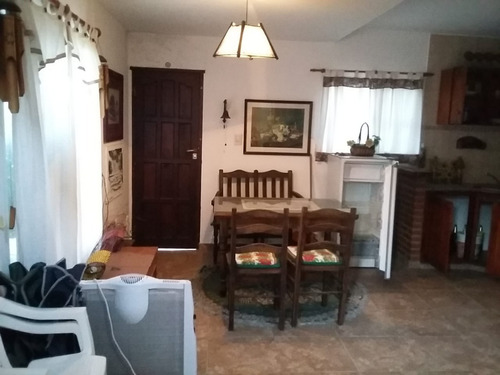 Imagen 8 de 14 de Chalet De Categoría - Calle 1 Nº 8350 Mar Del Tuyu