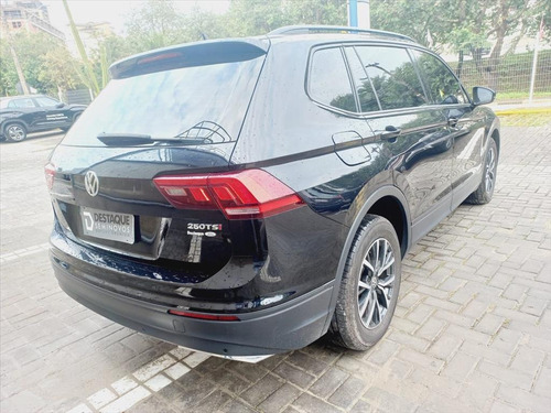 Imagem 10 de 15 de Tiguan 1.4 250 Tsi Total Flex Allspace Tiptronic