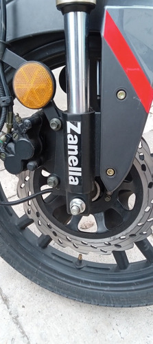 Imagen 9 de 19 de Zanella Rx 200 Naked