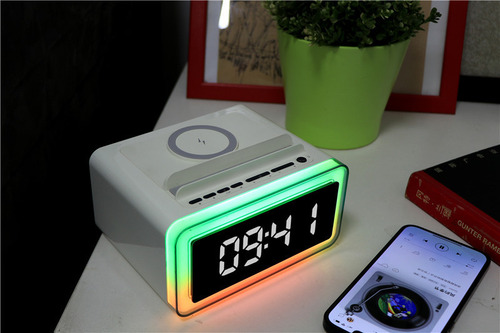 Altavoz Bluetooth Multifuncional Creativo