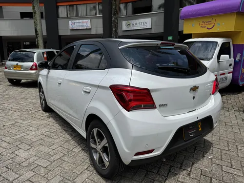 Chevrolet Onix 1.4 Ltz 5 p
