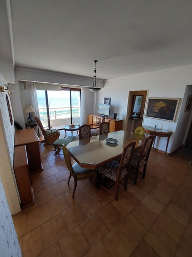 Imagen 3 de 21 de Venta 3 Ambientes Con Balcón E Inmejorable Vista Al Mar // Permuta Por Chalet Mayor Valor