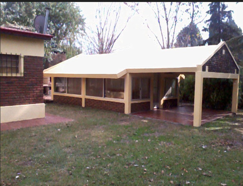 Imagen 4 de 10 de Quinta En Ezeiza Con Pileta Y Quincho