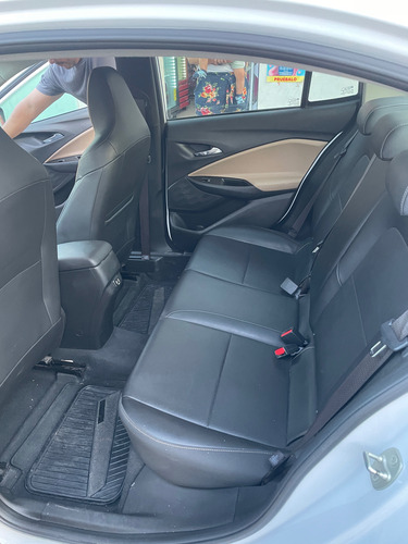Chevrolet Onix 1.2t Premier L At
