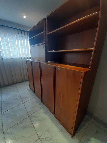 Imagen 7 de 14 de Oficina En Venta Av. Bolivar