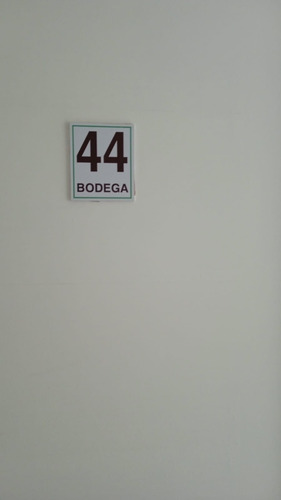 Venta De Moderno Funcional Departamento En Edificio Lumity