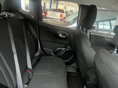 Jeep Renegade 1.8 Sport At6
