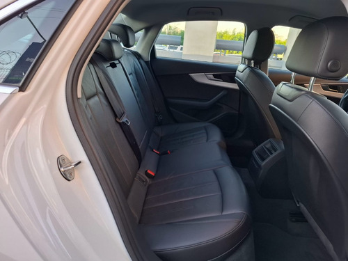 Audi A4 2.0 T Select 190hp Dsg