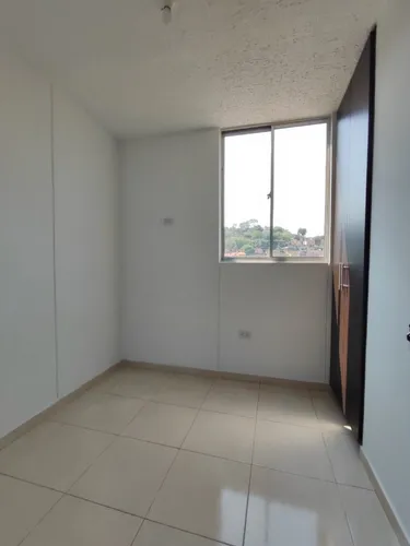 Apartamento En Venta En El Bosque. Cod V30659