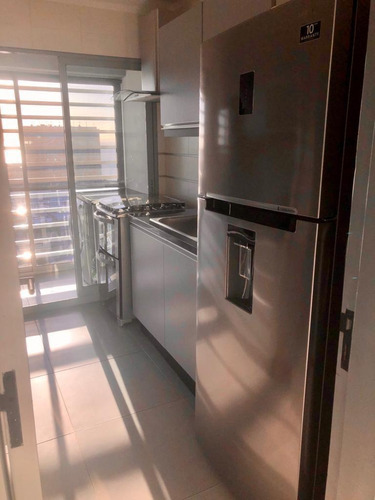 Imagen 8 de 11 de Piso Alto En Gran Torre Con Servicios, Muy Buena Vista