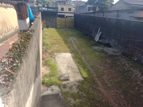 Vendo Galpão Aberto Com Dois Apartamentos Bairro De Brás De