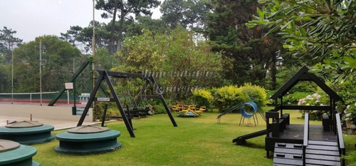 Imagen 16 de 18 de Venta Apartamento 2 Dormitorios Edificio Parquemar Bosque