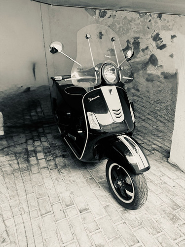 Vespa Gts Super 300