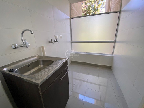 Departamento En Arriendo De 2 Dorm. En Lo Barnechea