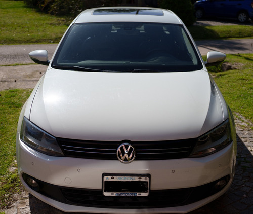 Volkswagen Vento 2.5 Luxury 170cv