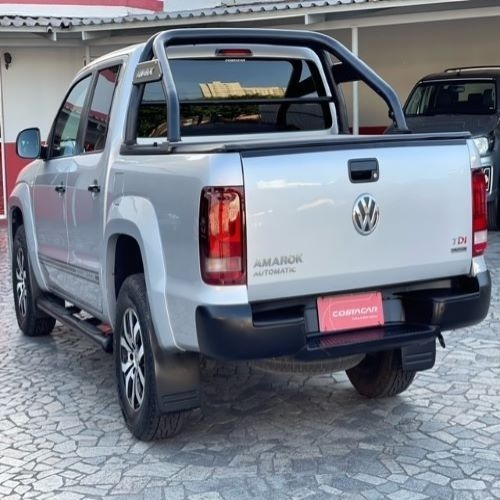 Imagem 4 de 9 de Volkswagen Amarok 2015 2.0 Dark Label 4x4 4p