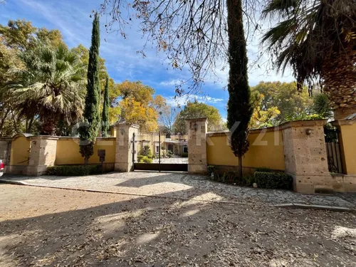 Venta Casa En Saltillo En Privada
