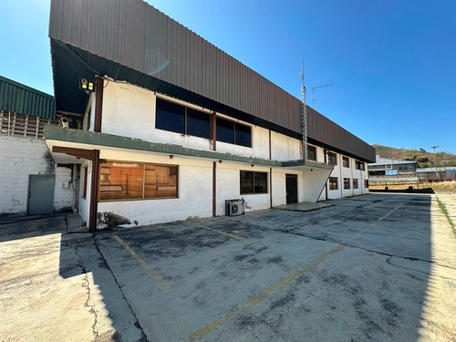 Se Vende Galpon Zona Industrial La Guacamaya Prg-031