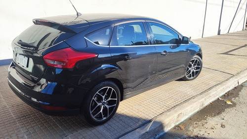 Ford Focus 2.0 Titanium Automát