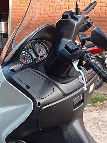 Suzuki Burgman 200
