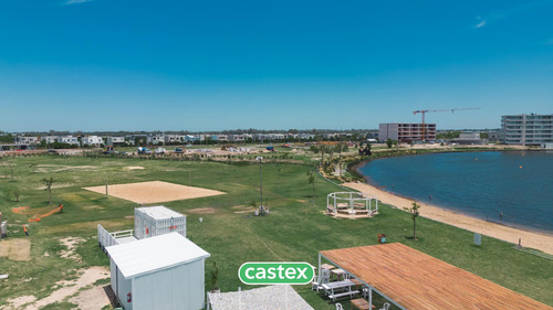Lote Al Agua En Venta En El Barrios Costas De Puertos. Escobar.