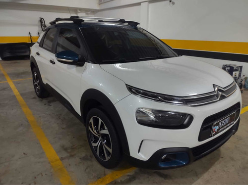 Imagem 7 de 8 de Citroën C4 Cactus 2019 1.6 Shine Pack 16v Thp Aut. 5p