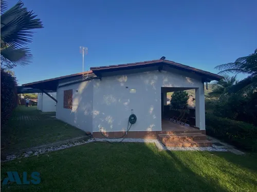 ¡tu Nuevo Hogar Te Espera En El Retiro!(mls#253785)