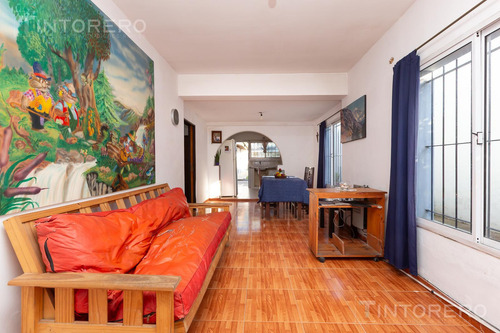 Venta Casa 3 Ambientes Caseros Patio Y Quincho