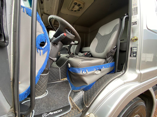 Mb Atego 2425 6x2 Cabine Leito Carroceria Baixa