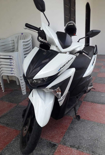 Yamaha Neón