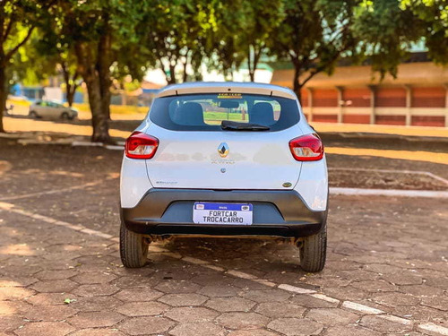 Imagem 4 de 11 de Renault Kwid 1.0 Zen 12v Flex 4p Manual
