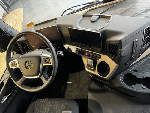 Actros 2548 Ls/33 6x2