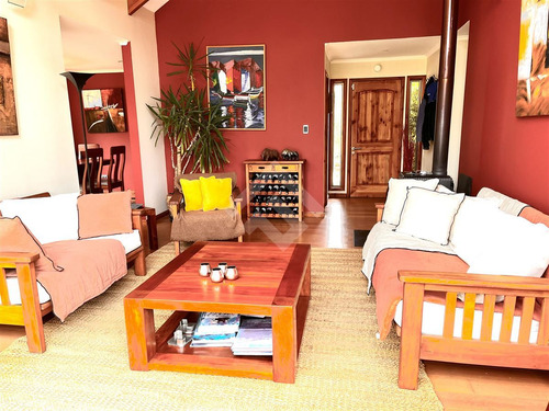 Casa En Venta De 3 Dorm. En Puchuncaví