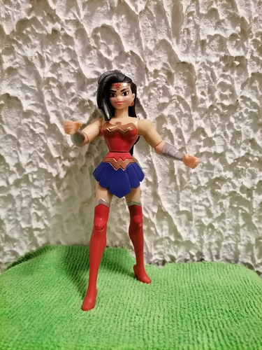 Dc Justice League Action Wonder Woman Figura Articulada (Usado)