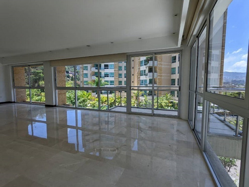 Imagen 7 de 20 de En Alquiler Bello Apartamento Las Mesetas 210 M2