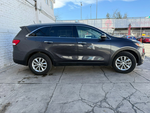 Kia Sorento 2.4 Lx At