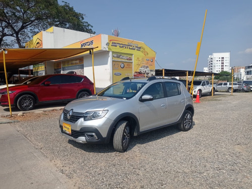 Renault Sandero Stepway INTENS