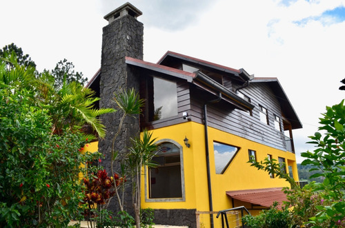 Imagen 1 de 20 de Alquiler De Hermosa Cabaña Con Vista En Santa Barbara, Heredia