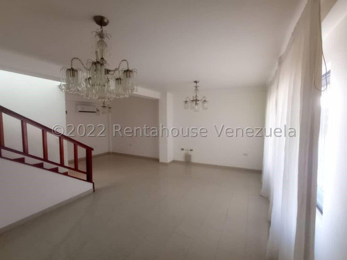 Imagen 18 de 30 de Deisim22-22935 Hermosa Villa Ubicada En Urb Prebo I Valencia Carabobo Con Patio, 4h Habitaciones (incluye Una De Servicio) Excelente Distribucion