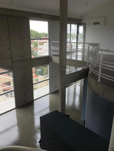 Loft A Estrenar 120m2 Con 2 Balcones Y 2 Cocheras, Florida