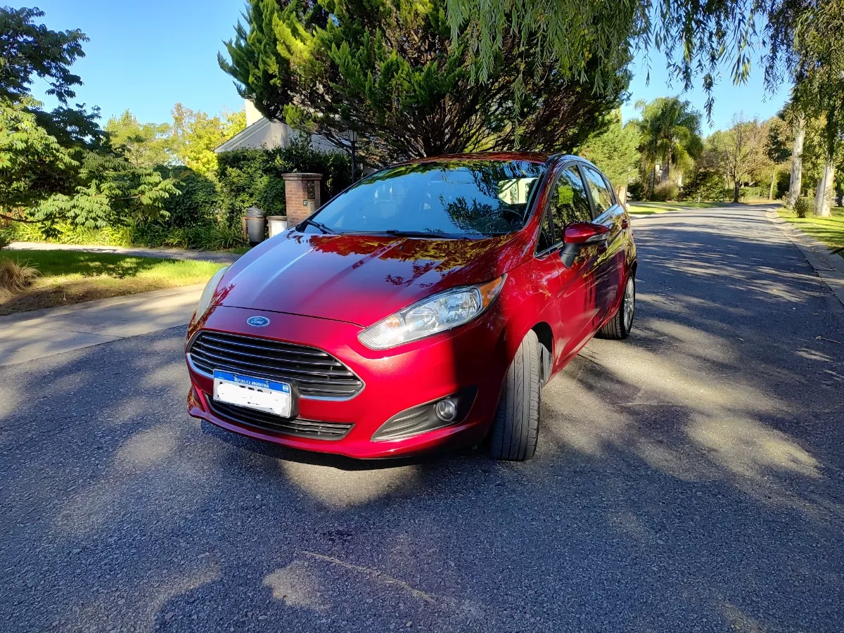 Ford Fiesta Kinetic Design 1.6 Titanium 120cv