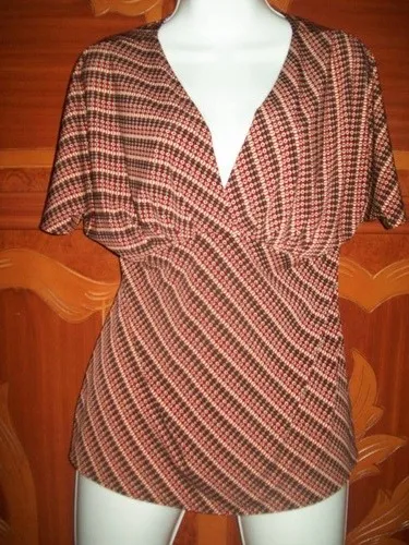 Blusa De Dama Talla M Intacta (Usado)