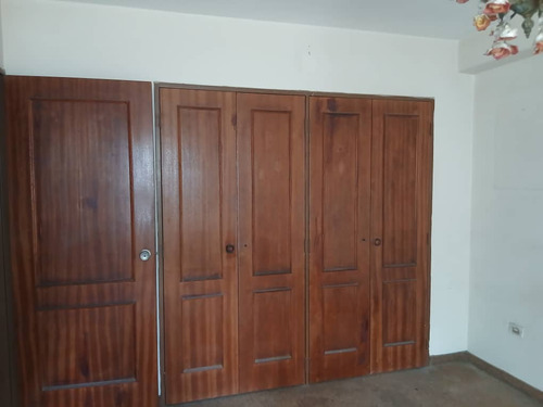 Johana Lázaro Vende Apartamento En La Trigaleña Rp