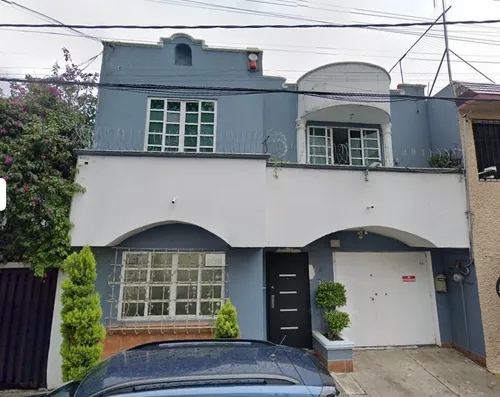 Am- Amplia Casa De 3 Recamaras En Remate En Iztaccihuatl