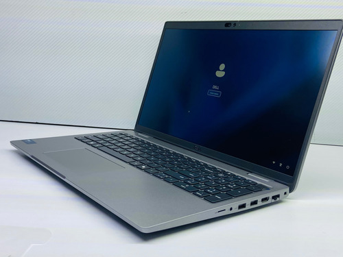 Nueva Dell Latitude 5550 Intel Core Ultra 5 135u Npu 8gb Plateado