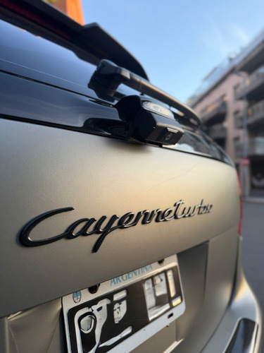 Porsche Cayenne 4.8 V8 Turbo S (957)