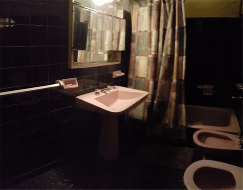 Imagen 11 de 11 de Casa Multifamiliar Tipo Ph Con Local + Depeartamento En Venta - Moron Sur