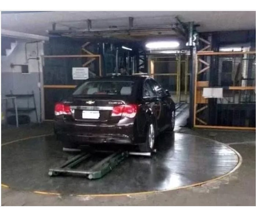 Venta Cochera Fija Cubierta En Pleno Microcentro